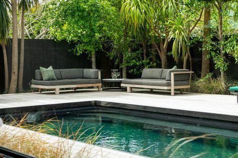 Photo of property in 60 Churchouse Road, Greenhithe, Auckland, 0632