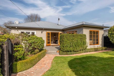 Photo of property in 33 Galway Avenue, Bryndwr, Christchurch, 8052