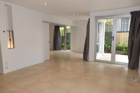 Photo of property in 2/32 Cranmer Square, Christchurch Central, Christchurch, 8013