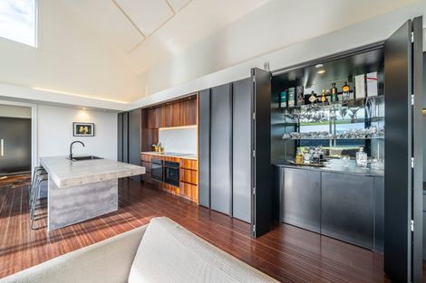 Photo of property in 5 Helm Place, Whitby, Porirua, 5024