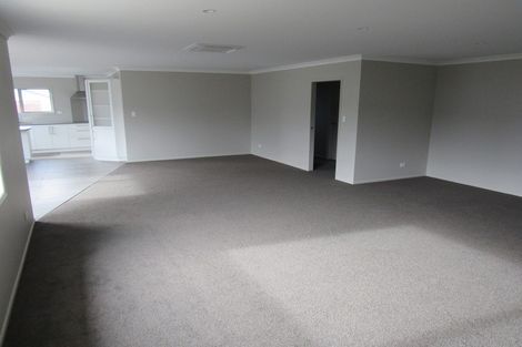 Photo of property in 15 Victoria Street, Hawera, 4610