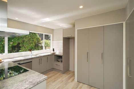 Photo of property in 54 Voelas Road, Lyttelton, 8082
