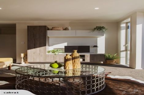 Photo of property in 77 Karepiro Drive, Stanmore Bay, Whangaparaoa, 0932