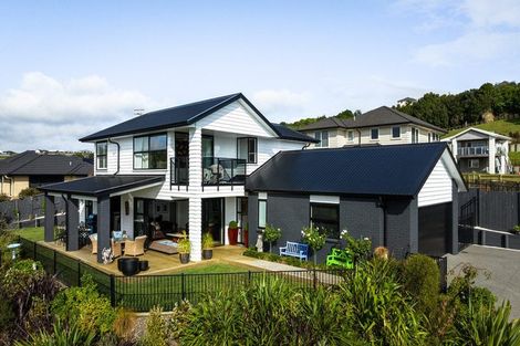 Photo of property in 30 Lakeside Terrace, Omokoroa, 3114