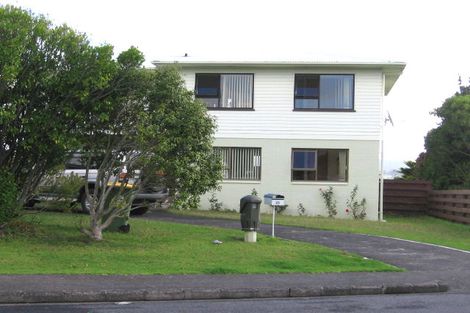 Photo of property in 23 Mackenzie Street, Te Atatu South, Auckland, 0610