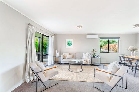 Photo of property in 91a/2 Beach Road, Te Atatu Peninsula, Auckland, 0610