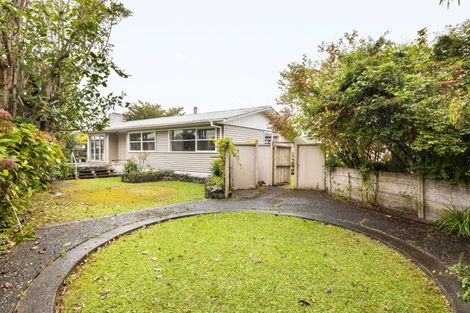 Photo of property in 16 Gerrand Place, Chedworth, Hamilton, 3210