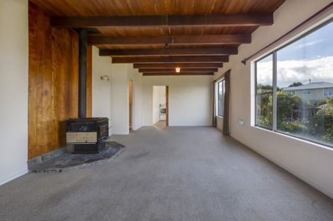 Photo of property in 3 Corlett Road, Plimmerton, Porirua, 5026