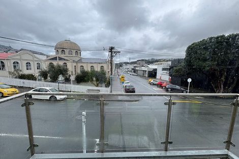Photo of property in 4/41 Home Street, Mount Victoria, Wellington, 6011