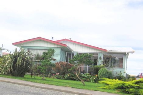 Photo of property in 17 Branscombe Street, Johnsonville, Wellington, 6037