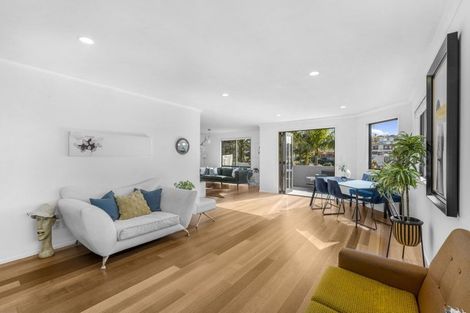 Photo of property in 16a Valley Road, Browns Bay, Auckland, 0630