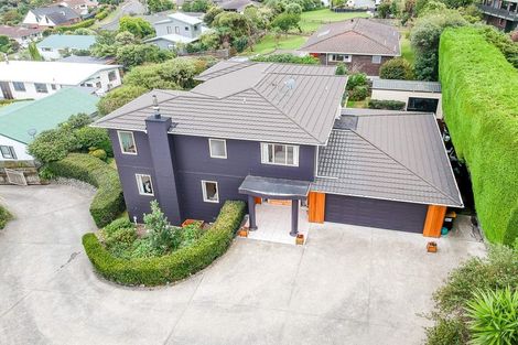Photo of property in 115 Winara Avenue, Waikanae, 5036