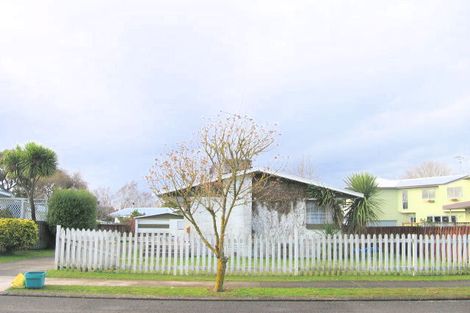 Photo of property in 34 Joanna Place, Deanwell, Hamilton, 3206