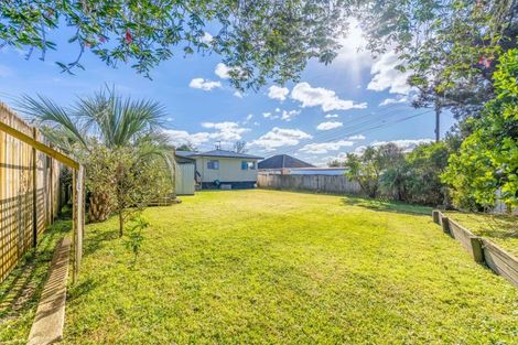 Photo of property in 44 Woodglen Road, Glen Eden, Auckland, 0602