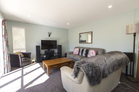 Photo of property in 2/69 Bowenvale Avenue, Cashmere, Christchurch, 8022