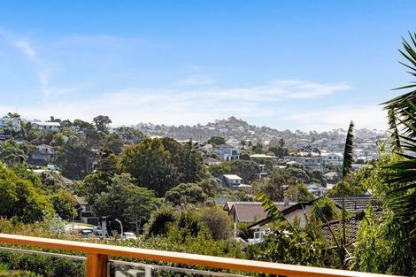 Photo of property in 23 Cliff Road, Torbay, Auckland, 0630