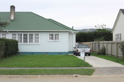 Photo of property in 59 Hewer Crescent, Naenae, Lower Hutt, 5011