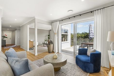Photo of property in 9 Kukupa Lane, Long Bay, Auckland, 0630