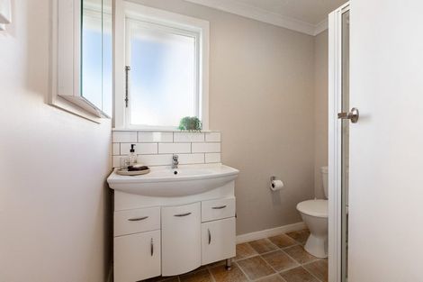 Photo of property in 71 Shakespeare Avenue, Trentham, Upper Hutt, 5018