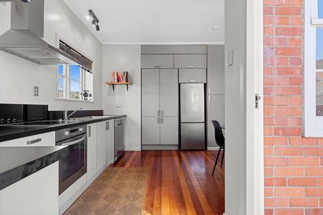 Photo of property in 141 Waimea Road, Nelson South, Nelson, 7010