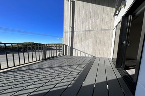 Photo of property in 231u3 Marine Parade, Seatoun, Wellington, 6022