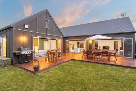 Photo of property in 7 Huntingdon Drive, Rangiora, 7400