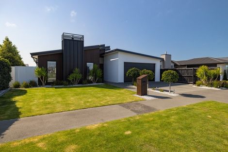 Photo of property in 40 Cameo Grove, Marshland, Christchurch, 8083