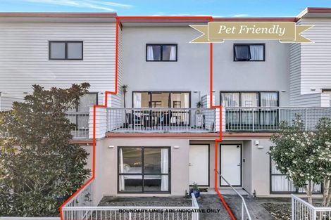 Photo of property in 8/46 Carlos Drive, Flat Bush, Auckland, 2016