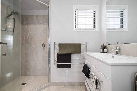 Photo of property in 10 Flynn Road, Pukekohe, 2120