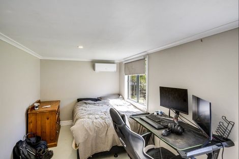 Photo of property in 35 Gilmour Place, Taradale, Napier, 4112