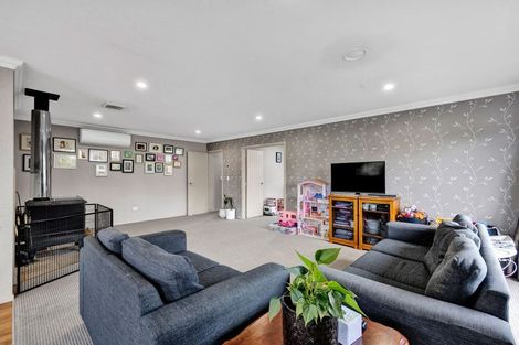 Photo of property in 13 Craig Street, Stratford, 4332