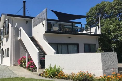 Photo of property in 37 Pawsons Valley Road, Duvauchelle, 7581