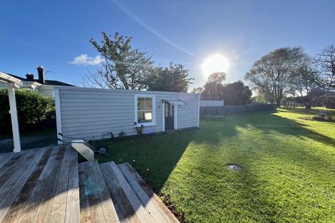 Photo of property in 2 Brassey Street, Waverley, 4510