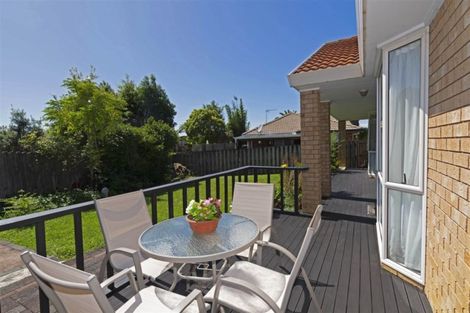 Photo of property in 12 Martin Jugum Lane, Ranui, Auckland, 0612