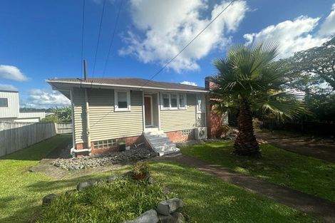 Photo of property in 8 Celsmere Lane, Te Atatu Peninsula, Auckland, 0610