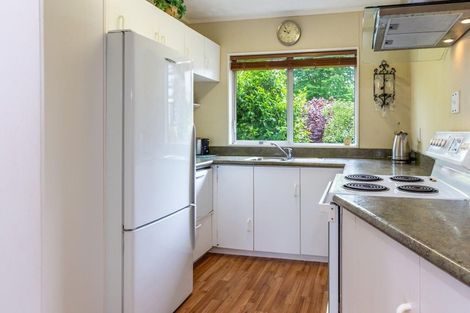 Photo of property in 18 Holland Grove, Richmond Heights, Taupo, 3330