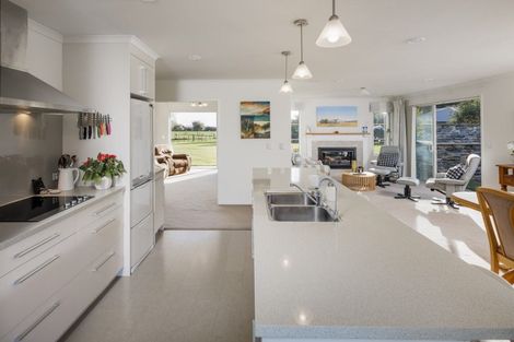 Photo of property in 483 Fencourt Road, Cambridge, 3493