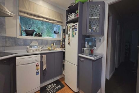 Photo of property in 6a Bell Street, Tawa, Wellington, 5028