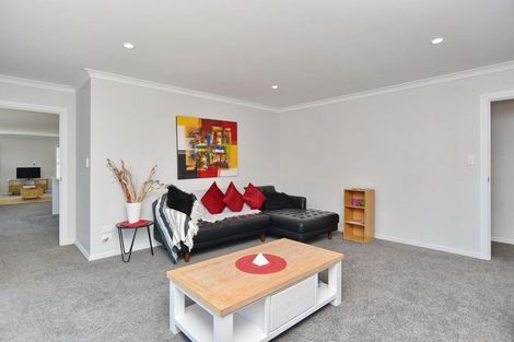 Photo of property in 106 Petries Road, Woodend, 7610