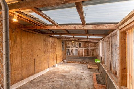 Photo of property in 201 Totaramahonga Road, Dannevirke, 4972