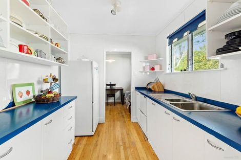 Photo of property in 286 Rangatira Road, Beach Haven, Auckland, 0626