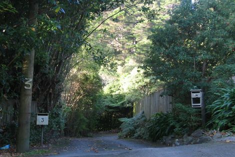 Photo of property in 7a Rakau Grove, Stokes Valley, Lower Hutt, 5019