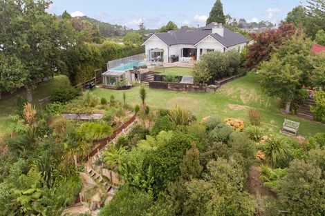 Photo of property in 43 Kent Terrace, Riverhead, 0820