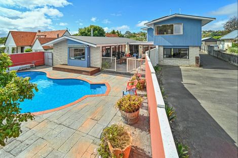 Photo of property in 45 Plassey Street, Havelock North, 4130
