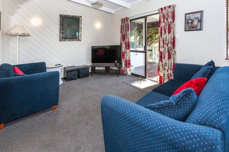Photo of property in 105 Park Avenue, Whangamata, 3620