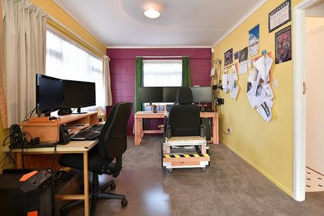 Photo of property in 55 Braemar Road, Castor Bay, Auckland, 0620