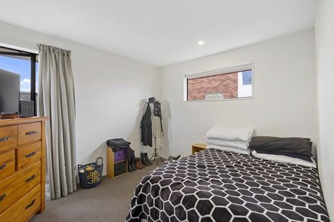 Photo of property in 77 Grafton Street, Waltham, Christchurch, 8011
