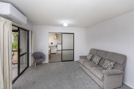 Photo of property in 2/3 Apollo Place, Papanui, Christchurch, 8052