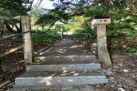 Photo of property in 16 Tawa Terrace, Tawa, Wellington, 5028