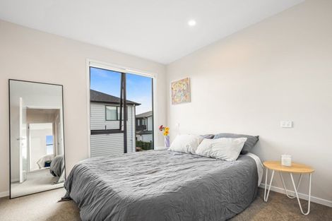 Photo of property in 35 Treloar Crescent, Hobsonville, Auckland, 0616